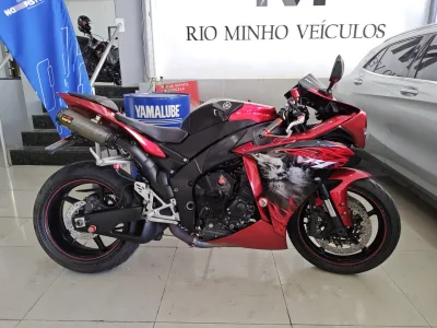 YAMAHA YZF R-1 1000