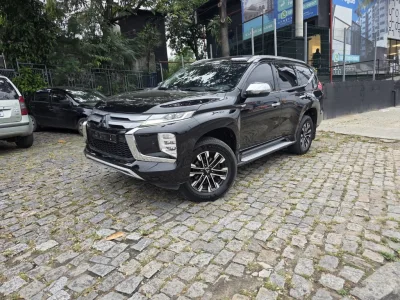 MITSUBISHI PAJERO SPORT 2.4 16V MIVEC TURBO DIESEL HPE-S AWD AUTOMÁTICO